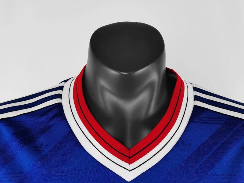 8688 Season Manchester United third retro Fan version