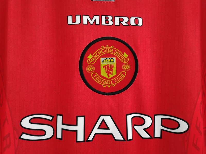 9697 Season Manchester United home retro Fan version