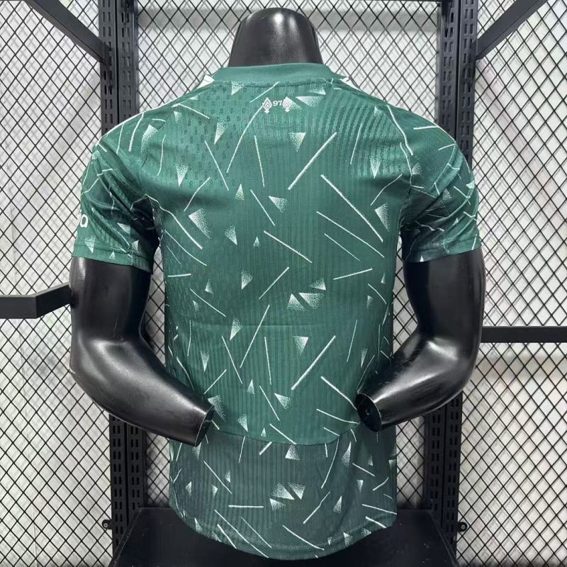 2627 season Liverpool F.C. Goalkeeper Player version