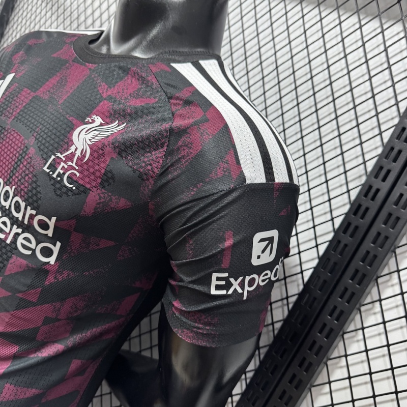 2627 season Liverpool F.C. third Player version