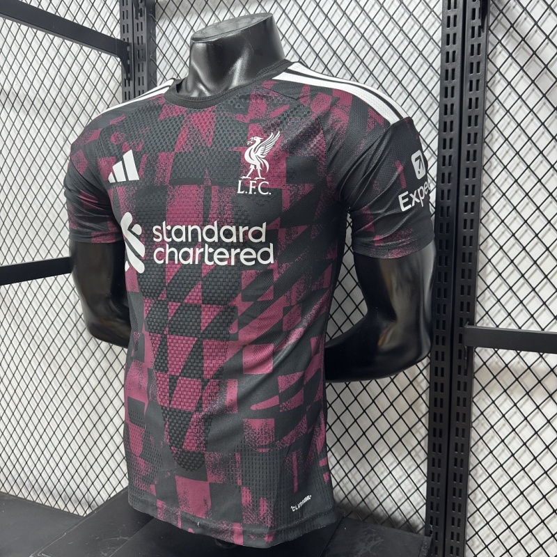 2627 season Liverpool F.C. third Player version