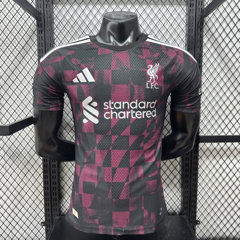 2627 season Liverpool F.C. third Player version