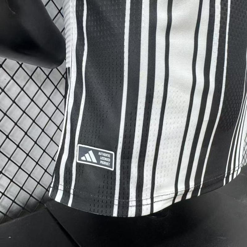 2627 season Newcastle United home Player version