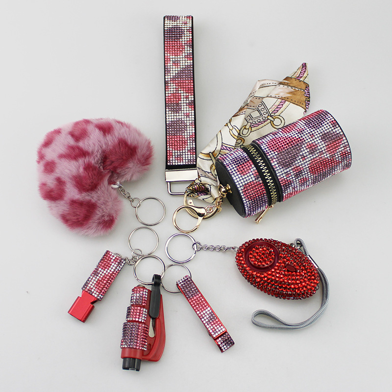 Wholesale bling 7 piece keychain set