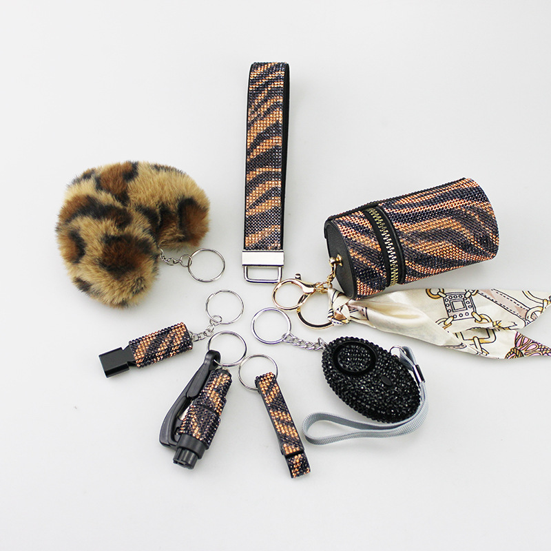 Wholesale bling 7 piece keychain set