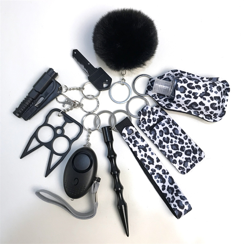 Wholesale 10-piece keychain set