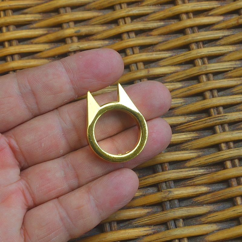 EDC self-defense cat ear window-breaking single finger buckle men's outdoor products women's anti-wolf knuckle tiger defense ring