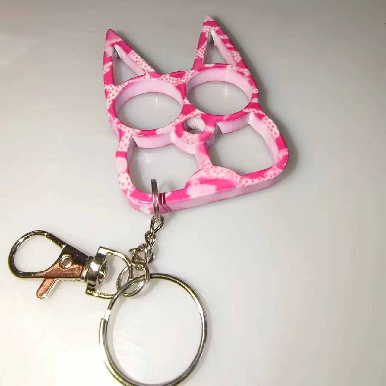 Wholesale Colorful Thickened Cat Knuckle Keychains.