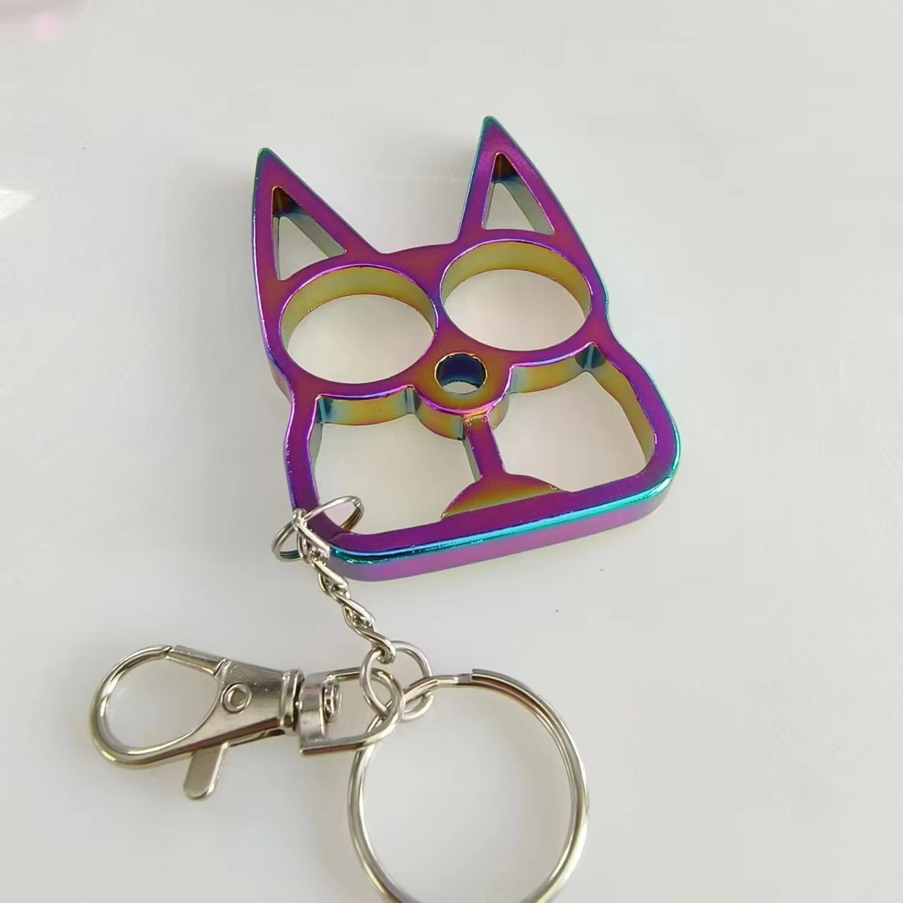 Wholesale Colorful Thickened Cat Knuckle Keychains.