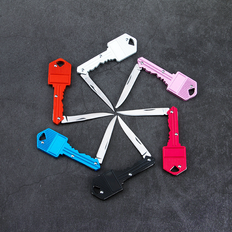 New heart-shaped mini knife multi-function key knife outdoor Swiss knife self-defense knife folding fruit knife