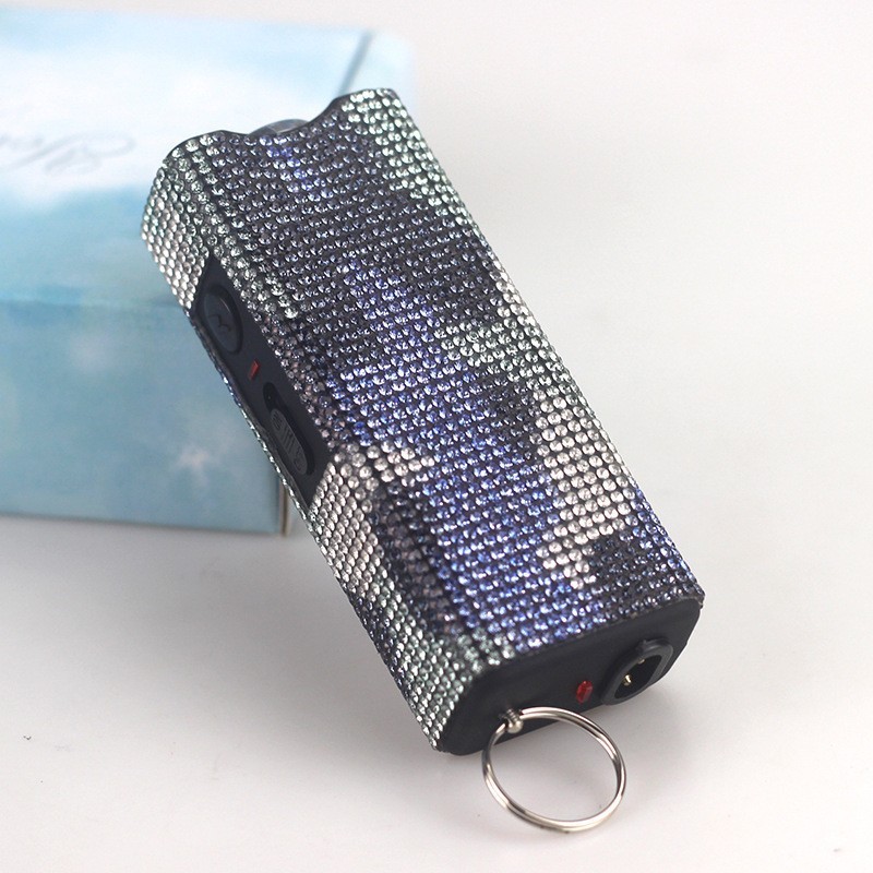 Amazon's cross-border best-selling diamond-studded self-defense flashlight keychain