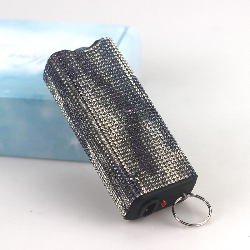 Amazon's cross-border best-selling diamond-studded self-defense flashlight keychain
