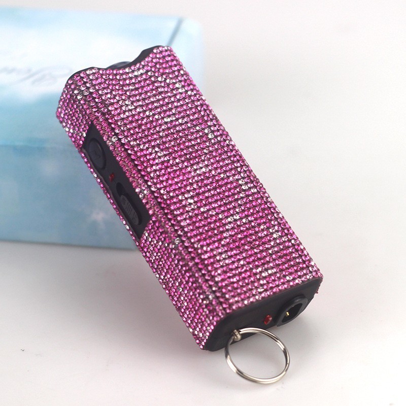Amazon's cross-border best-selling diamond-studded self-defense flashlight keychain
