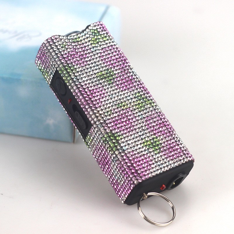 Amazon's cross-border best-selling diamond-studded self-defense flashlight keychain