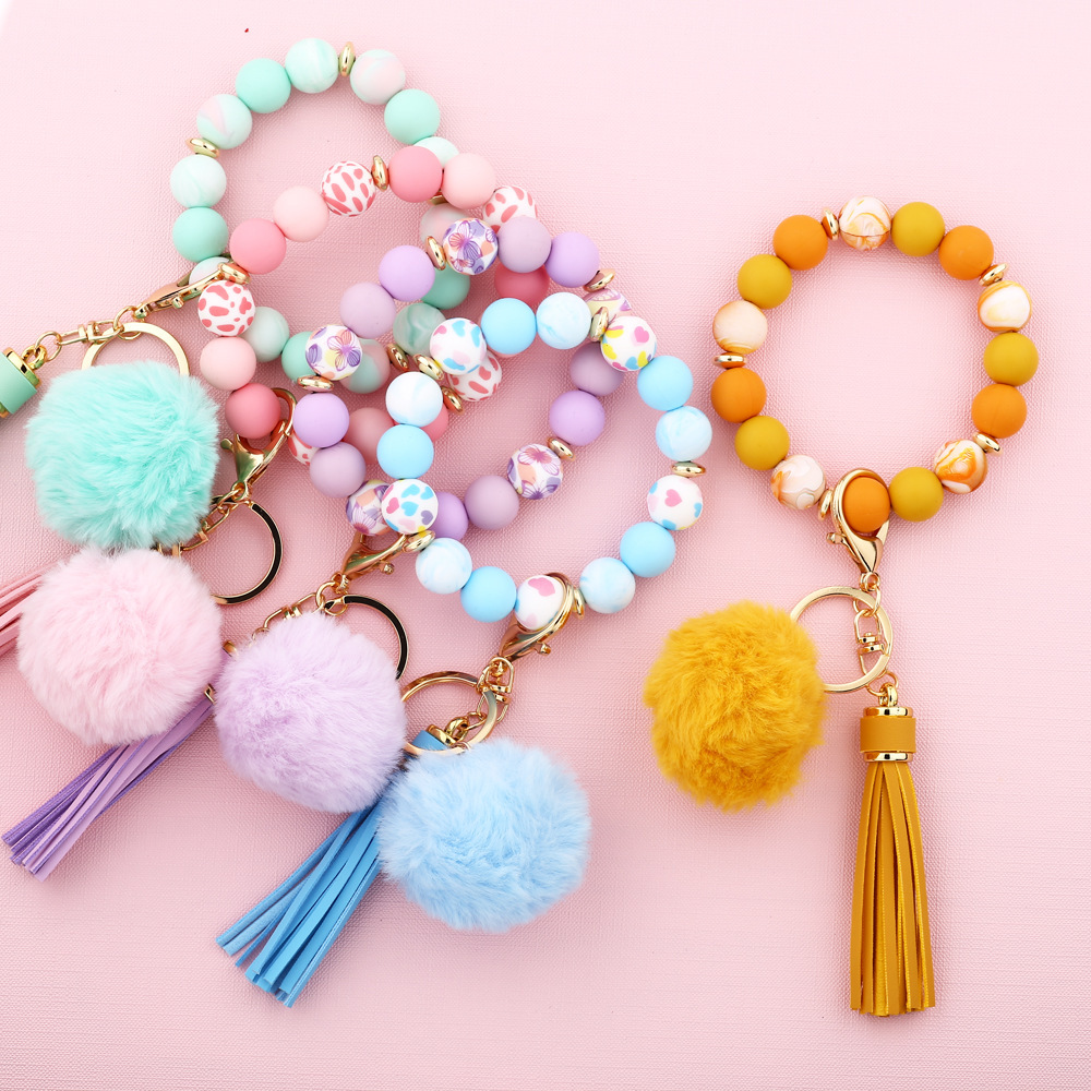 European and American cross-border 2024 silicone bead bracelet ladies wrist fur ball keychain tassel pendant silicone bead bracelet