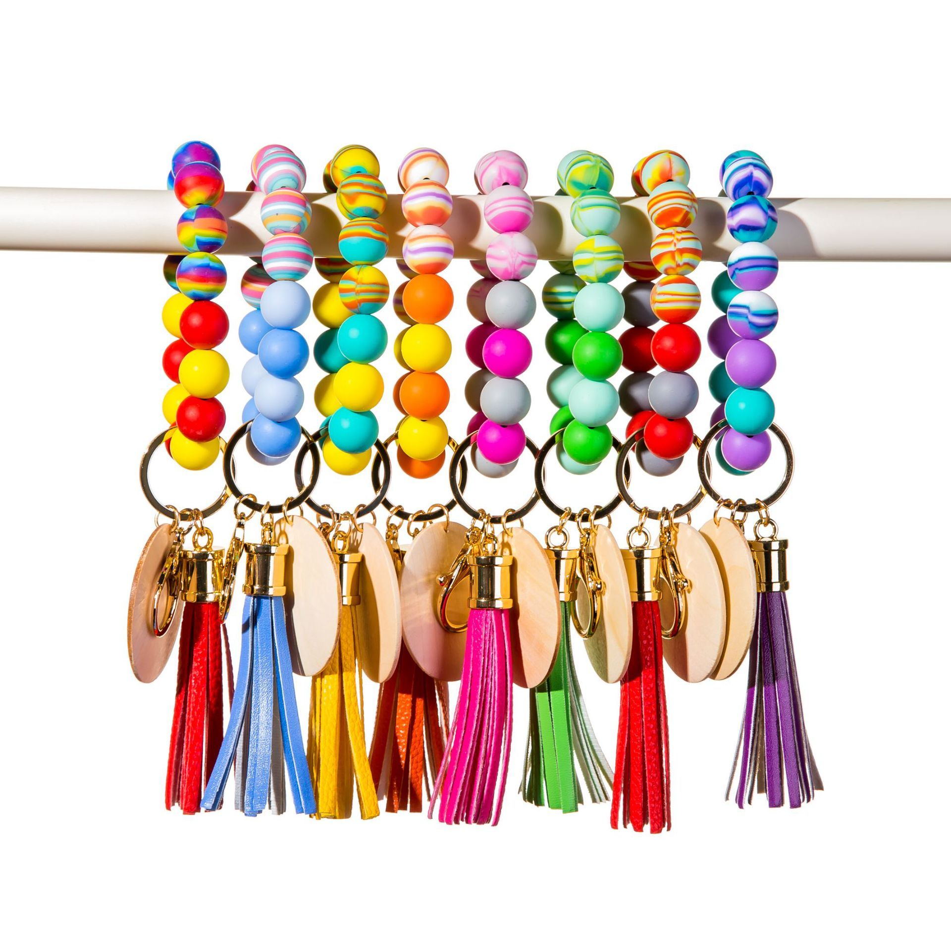 Wholesale colorful silicone printed beads keychains.