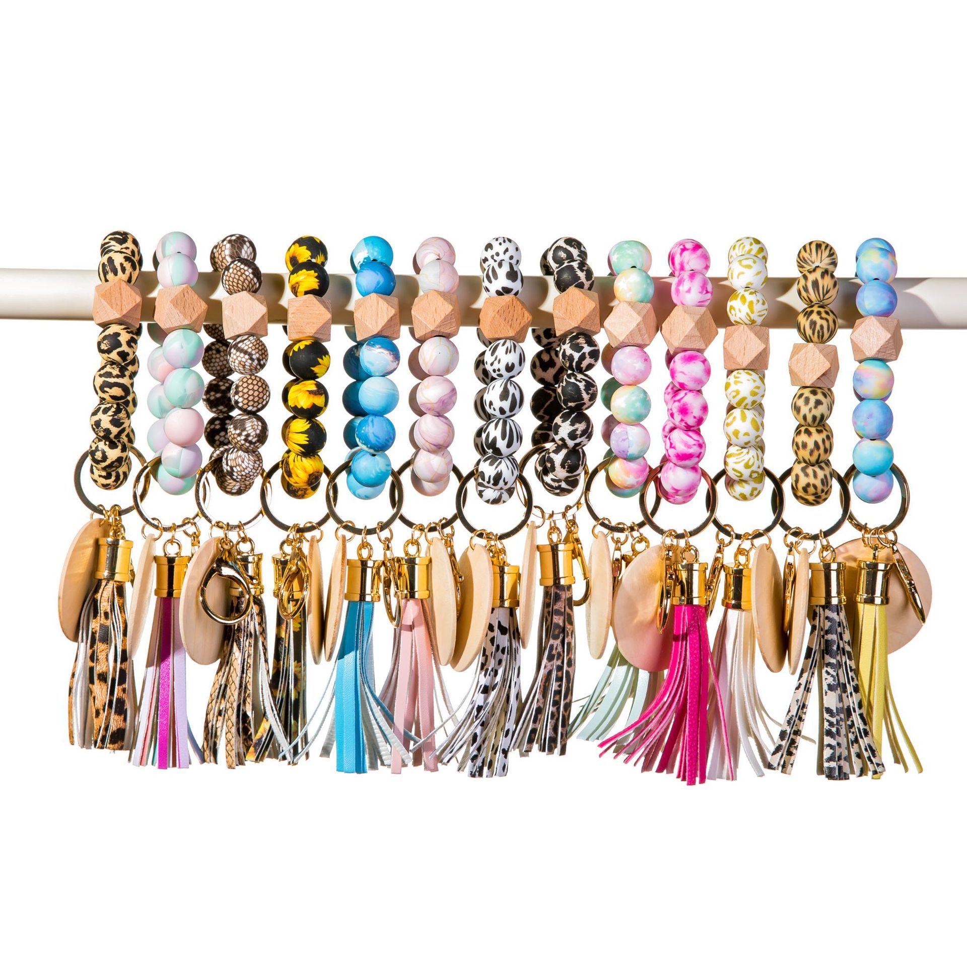 Wholesale colorful silicone printed beads keychains.