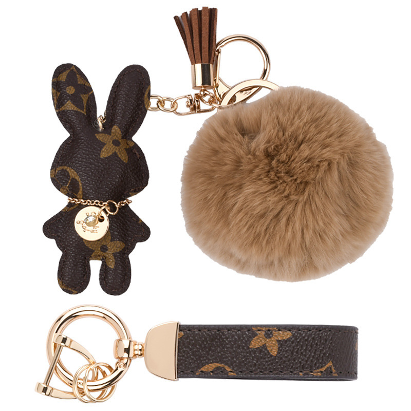 Wholesale Rex rabbit fur ball keychains, cute, plush, mascot car keychains.