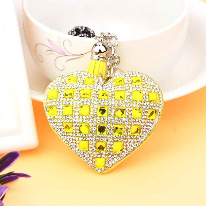 New DIY jewelry small Chanel style peach heart hot diamond leather keychain crystal diamond heart tassel bag pendant