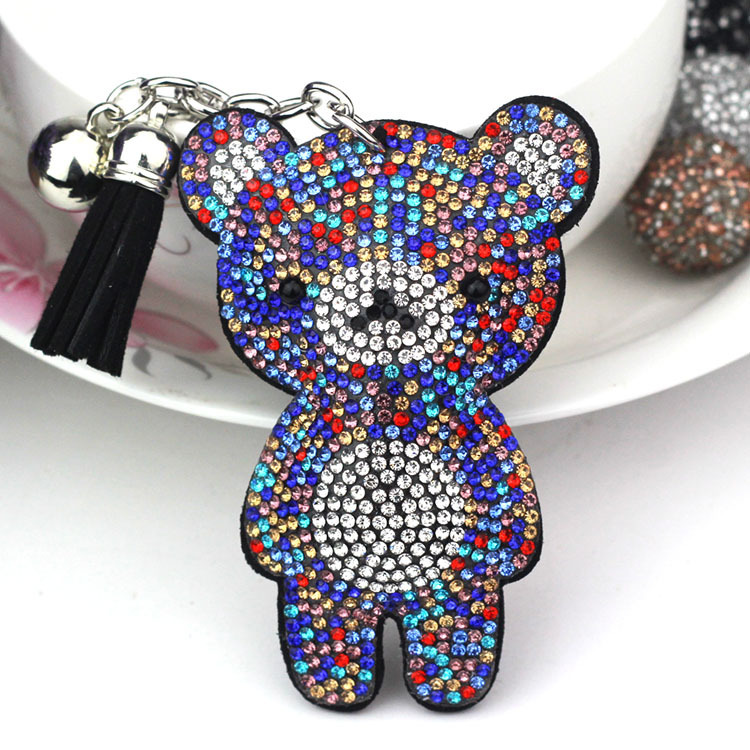 AliExpress Violent Bear hot diamond small pendant new cute diamond keychain pendant Korean version of the tassel bag