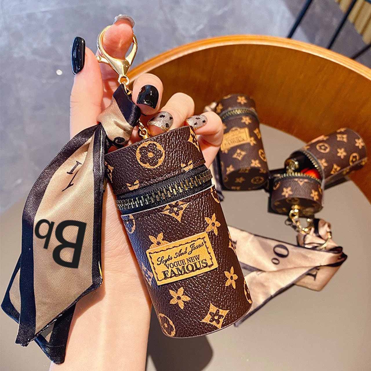 High-end coin purse, retro bucket lipstick bag, simple pendant, women's small wallet, spot stock, small bag
