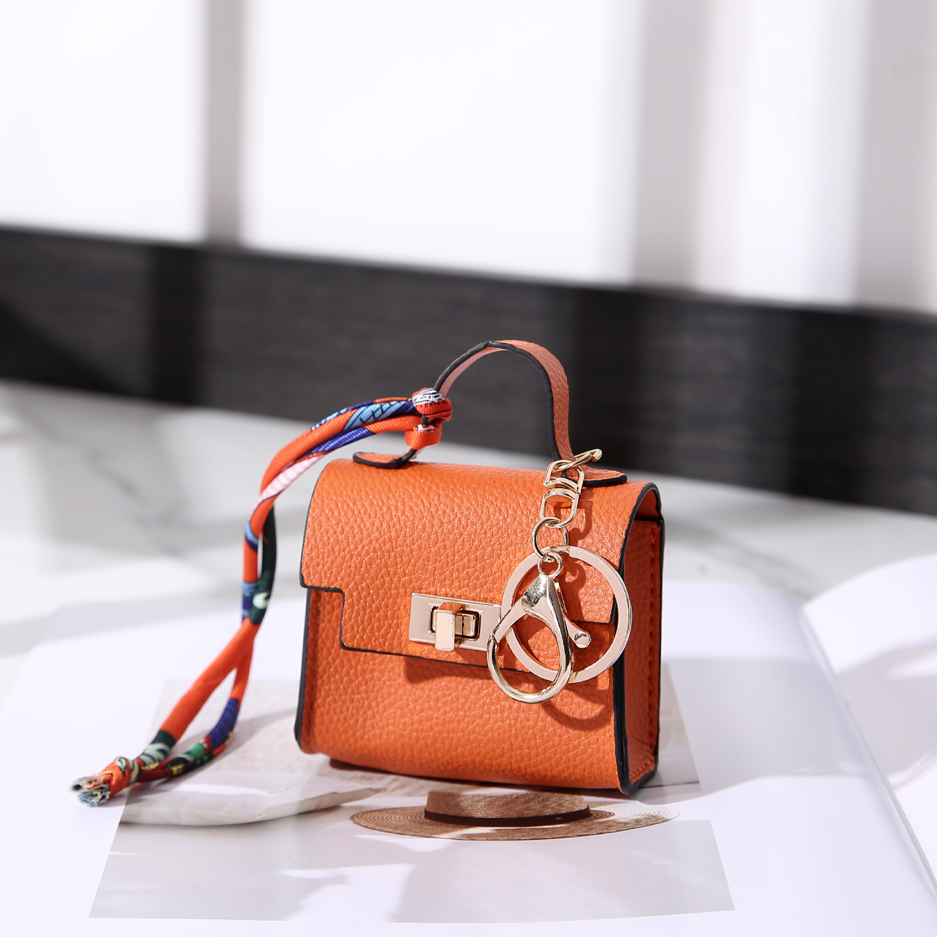 Mini wallet bag hanging house small bag light luxury bag new fashion pendant lipstick bag earphone key bag