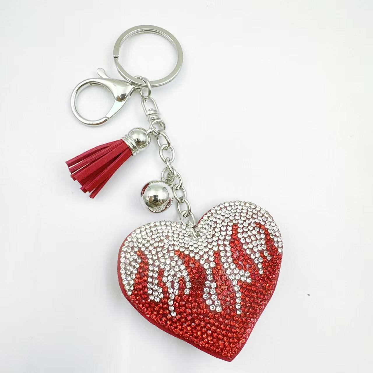 New cute rhinestone keychain for women, fashionable flame heart tassel bag charm, Valentine's Day gift.