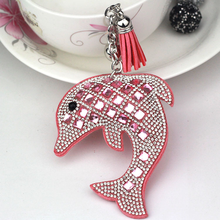 Cross-border creative glass rhinestone dolphin bag charm, foreign trade car gift, Korean velvet hot-fix rhinestone keychain