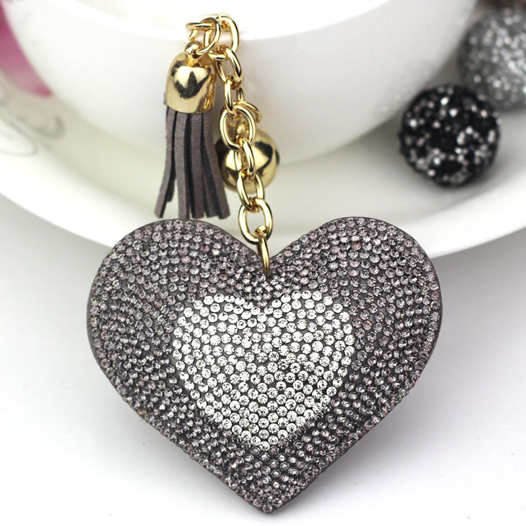 Cross-border AliExpress foreign trade jewelry, two-tone peach heart keychain, Korean velvet hot-fix rhinestone heart tassel bag car pendant
