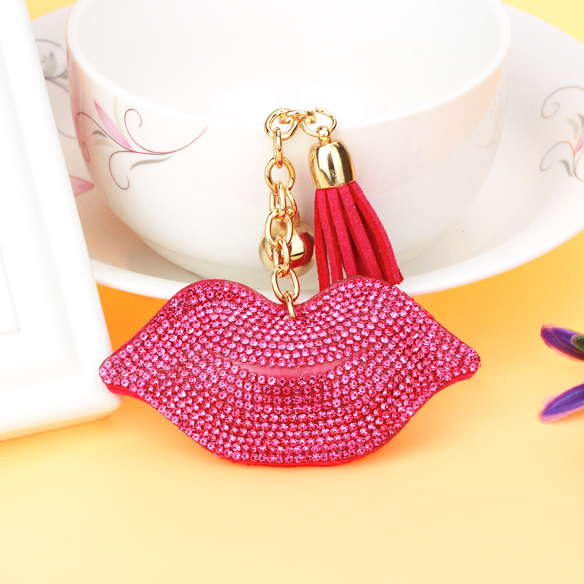 Fashionable lip-shaped leather tassel keychain for phones, bags, and accessories; Valentine's Day gift wholesale.
