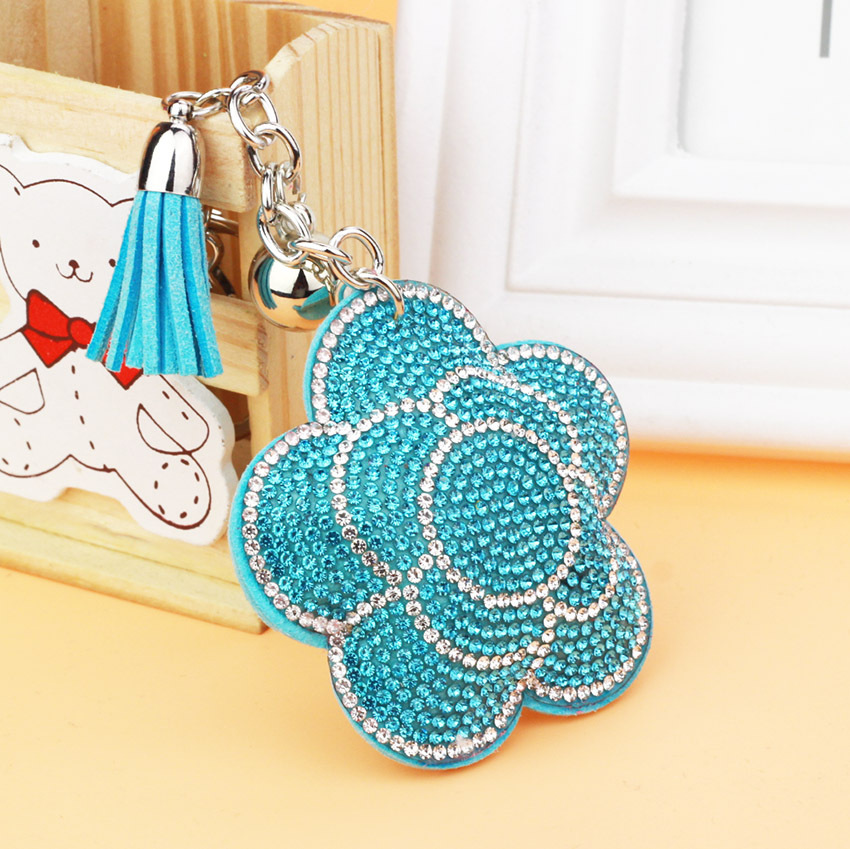 Wholesale velvet tassel plum blossom rhinestone keychains, cute bag pendants, tassel keychains