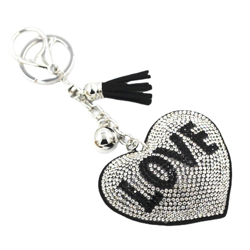 Yiwu Foreign Trade Jewelry Wholesale: Korean Velvet Rhinestone Bag Pendants, Fashionable Love Heart Keychains (Mixed Wholesale)