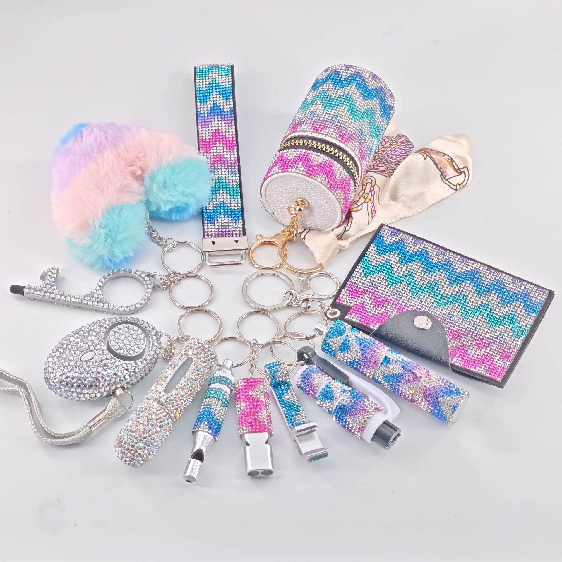 Amazon's best-selling cross-border e-commerce product: a multi-functional 12-piece diamond-encrusted self-defense set.