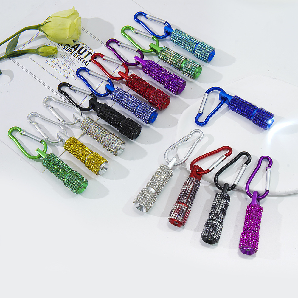 New cross-border LED fashion rhinestone-studded mini flashlight carabiner mini emergency flashlight keychain pendant
