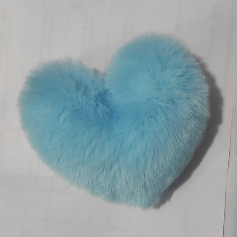 彩虹爱心毛球钥匙扣桃心毛绒汽车挂饰豹纹情侣心形挂件厂家批发