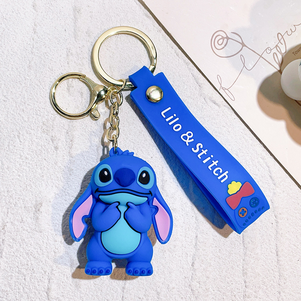 Wholesale 100 kinds of classic Stitch keychains, accessories, PVC, small gift pendants.