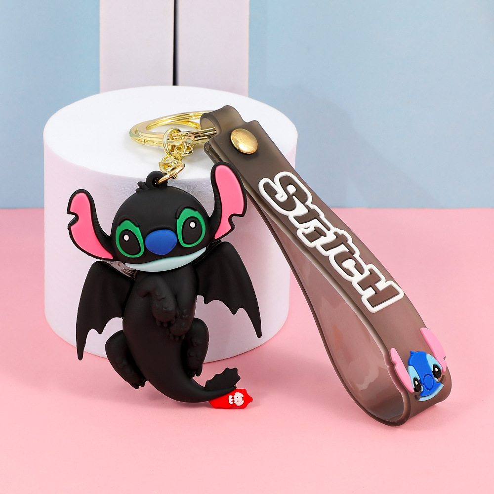 Wholesale 100 kinds of classic Stitch keychains, accessories, PVC, small gift pendants.