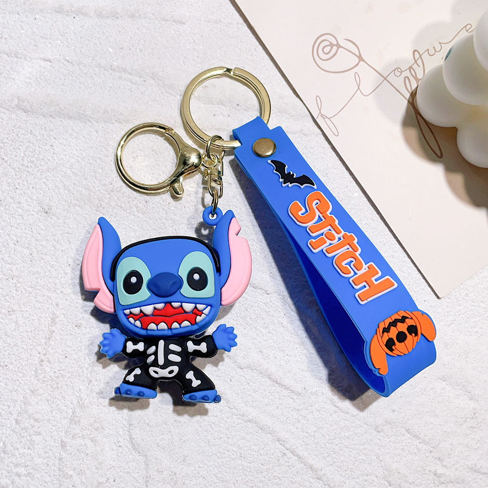 Wholesale 100 kinds of classic Stitch keychains, accessories, PVC, small gift pendants.