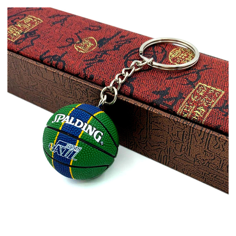 Wholesale Lakers, Celtics, Warriors, NBA keychains, Nets, Bucks, Clippers basketball keychains/pendants