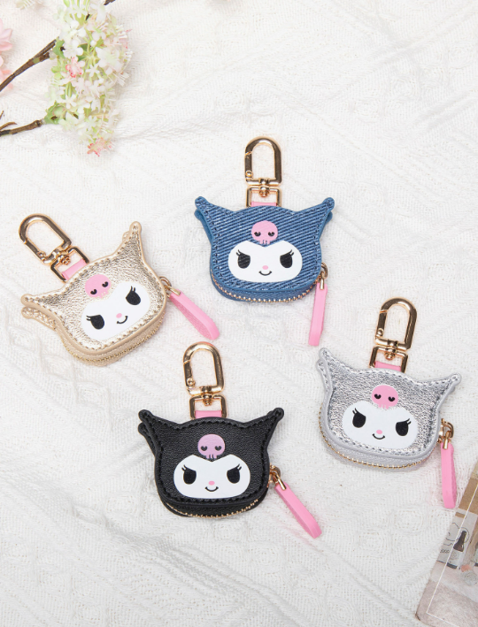 Wholesale cute cartoon Kuromi, Cinnamon Dog keychains, cartoon bag charms, gifts for girls and best friends.