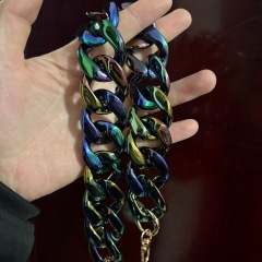 Color Black