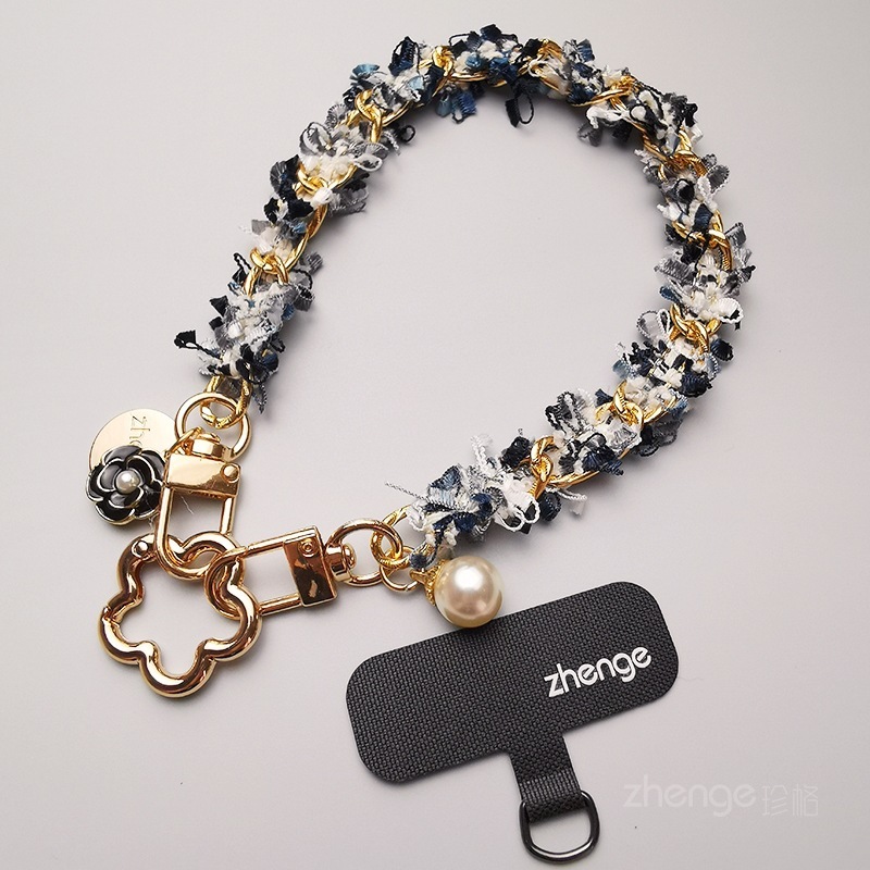 High-value, delicate, lace-trimmed twisted chain wristband for women, trendy and stylish for outdoor travel.