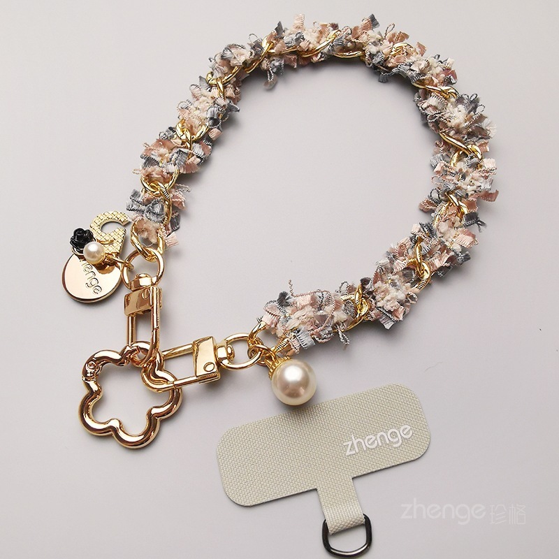 High-value, delicate, lace-trimmed twisted chain wristband for women, trendy and stylish for outdoor travel.