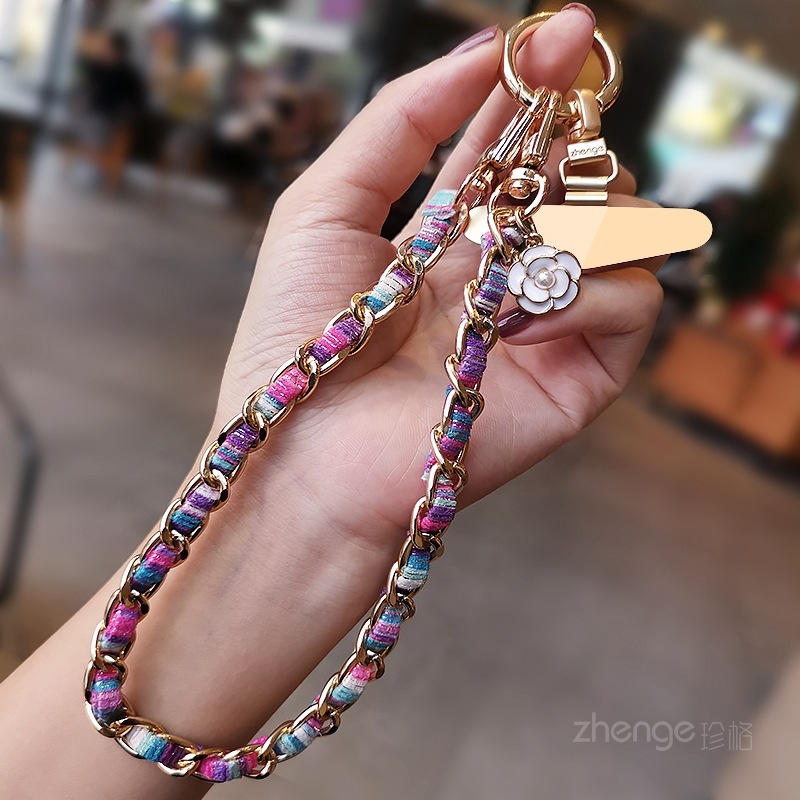 Mobile phone lanyard, Chanel-style camellia pendant, mobile phone chain, wrist charm, short and fashionable metal chain.