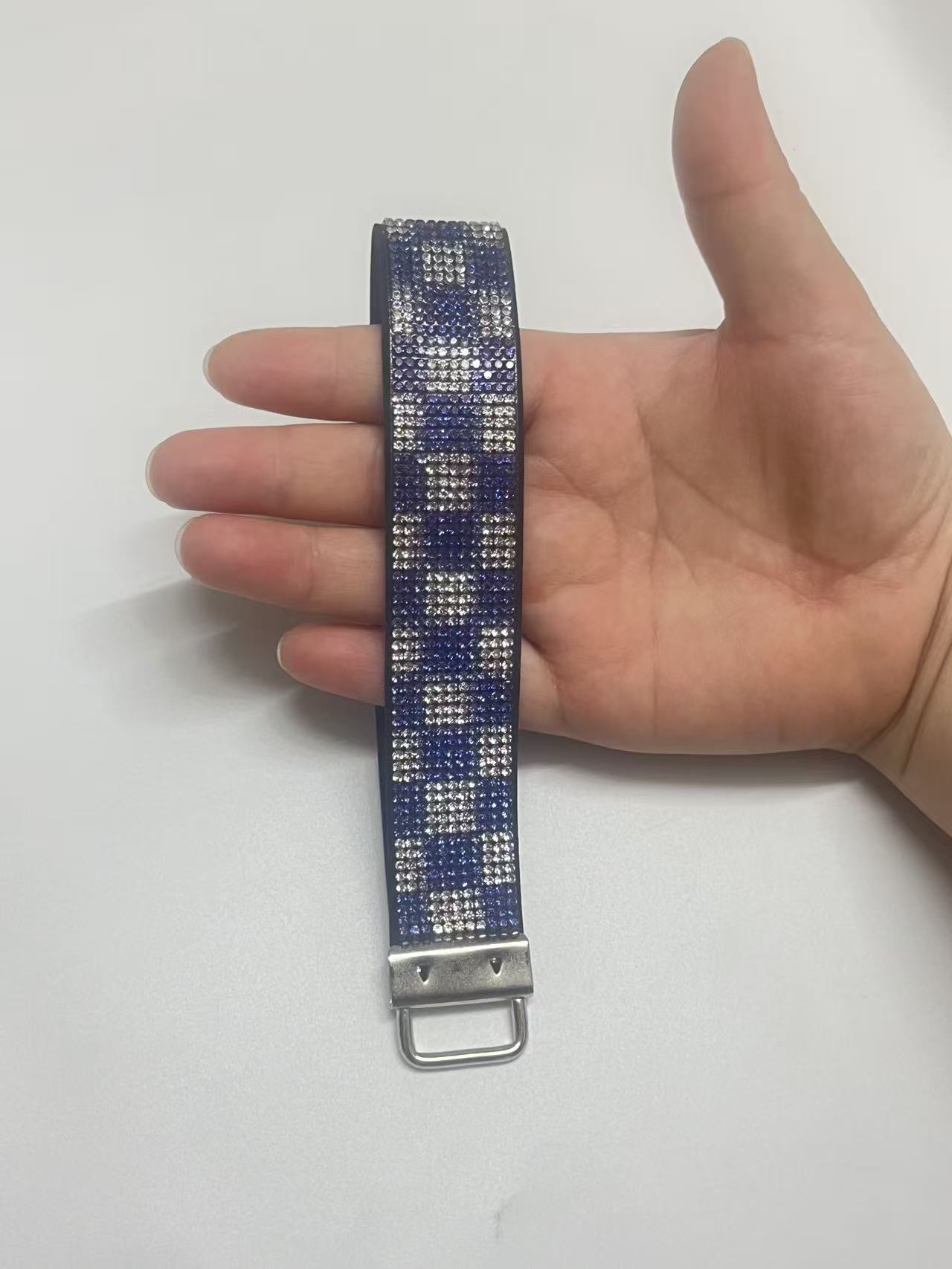 Wholesale bling wristband keychain