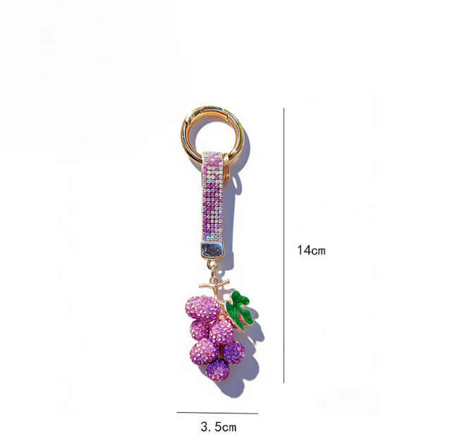 Lucky Grape Diamond-Studded Keychain | An exquisite gift symbolizing many children and abundant blessings.