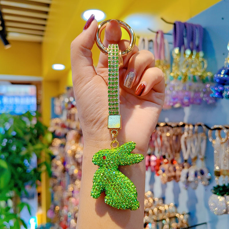 Clay full-diamond bunny car chain ring keychain pendant couple bag charm small gift wholesale