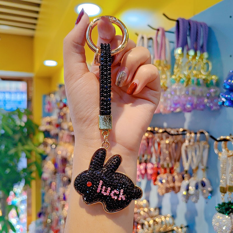 Clay alloy full-diamond rabbit car chain ring lanyard keychain pendant couple bag charm small gift wholesale