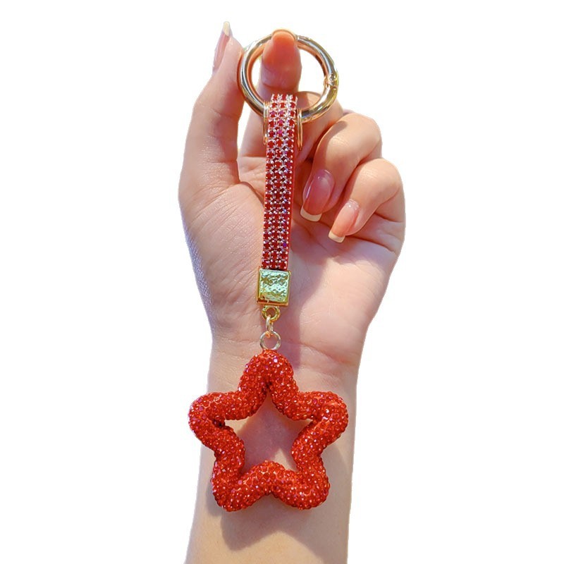 Clay rhinestone-encrusted five-pointed star car chain ring keychain pendant couple bag charm small gift wholesale