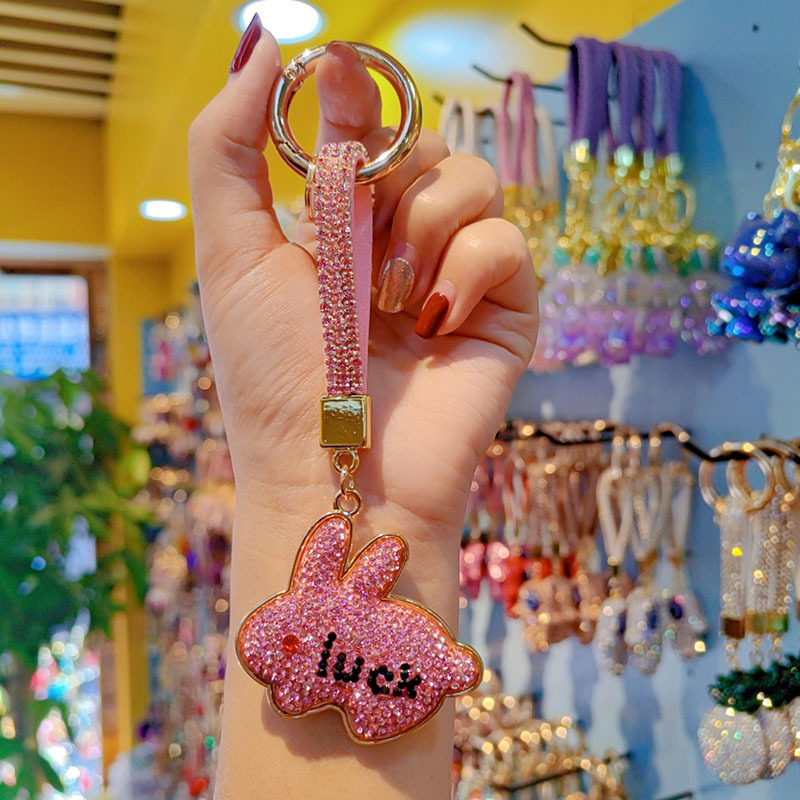 Clay alloy full-diamond rabbit car chain ring lanyard keychain pendant couple bag charm small gift wholesale
